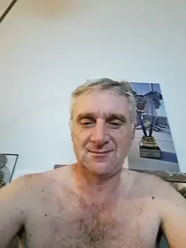 Vintermelon2 online show from October 16, 2025, 7:48 pm