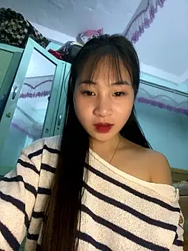 banlinh004 online show from January 17, 2026, 2:22 pm