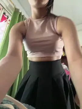 ValeStone online show from December 17, 2025, 9:32 pm