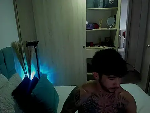 Dammianmiller online show from July 28, 2026, 11:28 am