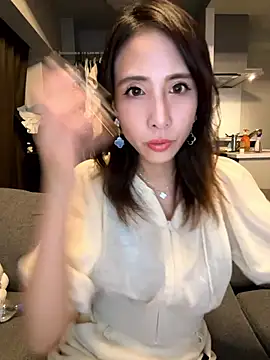 Snapshot of rena_rena_rena chatting on October 8, 2025, 4:15 pm rena rena rena online show from October 8, 2025, 4:15 pm