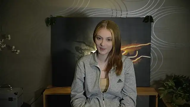 Snapshot of EstaGoetsch chatting on October 3, 2025, 12:57 pm EstaGoetsch online show from October 3, 2025, 12:57 pm