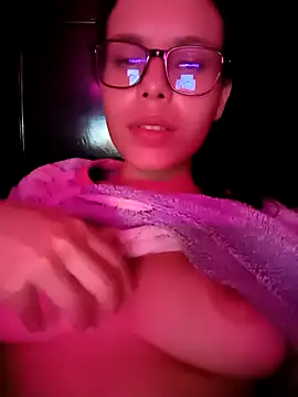 Letzii online show from October 5, 2025, 2:10 am