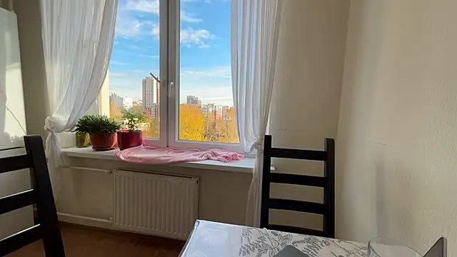 FoxyDuchess online show from October 19, 2025, 9:10 am