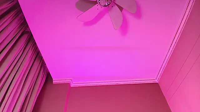 LilithEsme online show from January 15, 2026, 8:23 pm