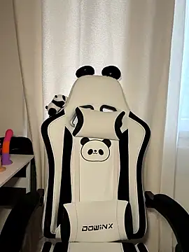 bebecita x online show from January 8, 2026, 3:03 pm