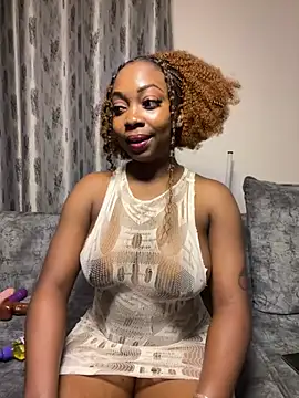 cocoluvx online show from February 6, 2026, 3:00 am