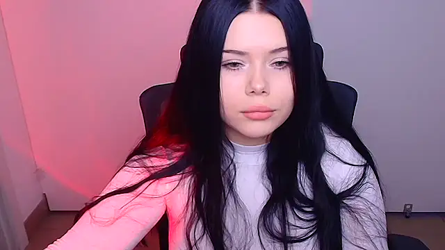 Mona Esty online show from October 4, 2025, 11:08 am