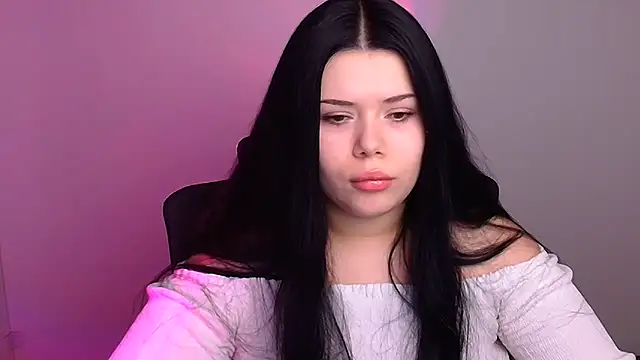 Mona Esty online show from November 10, 2025, 6:23 am