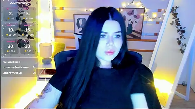 Mona Esty online show from February 2, 2026, 9:24 pm