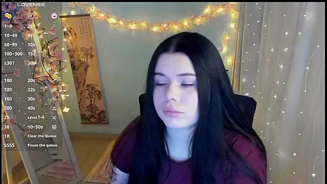 Mona Esty online show from March 12, 2026, 7:14 am