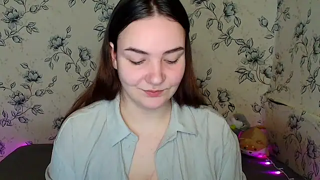 OliviaMontgommery online show from March 29, 2026, 12:38 pm