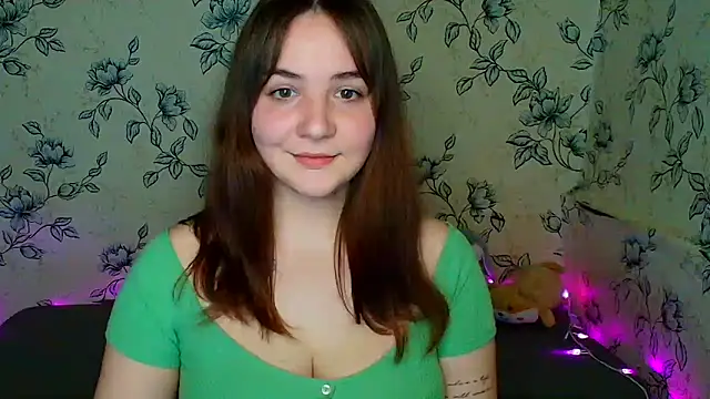 OliviaMontgommery online show from April 25, 2026, 2:25 pm