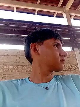 Snapshot of Luisneljc chatting on February 22, 2026, 4:16 pm Luisneljc online show from February 22, 2026, 4:16 pm