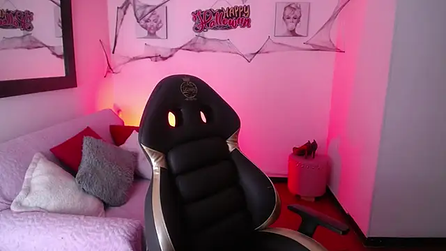 Andy Eagleton 20  online show from October 17, 2025, 2:26 am