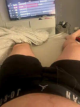 Youngsmoothplays12 online show from October 12, 2025, 9:52 am