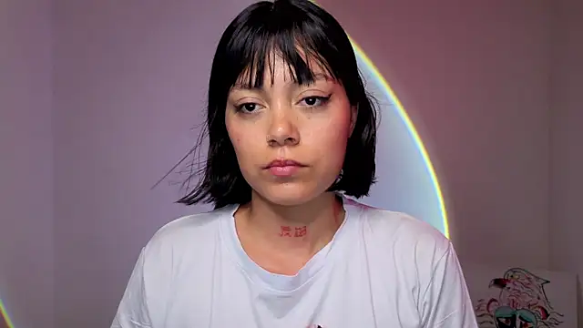 Qadeshoficial online show from November 12, 2025, 9:14 pm