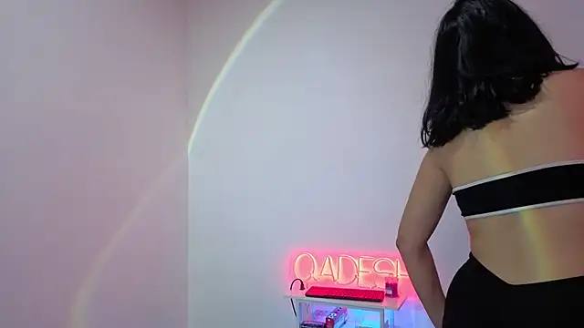 Qadeshoficial online show from March 27, 2026, 8:19 pm