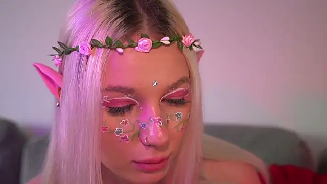 RanyThomson online show from April 17, 2026, 2:53 pm