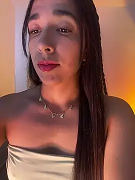 Snapshot of SabrinaEvanss_ chatting on June 9, 2026, 7:47 pm SabrinaEvanss online show from June 9, 2026, 7:47 pm