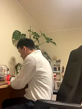 latava online show from October 15, 2025, 3:45 pm