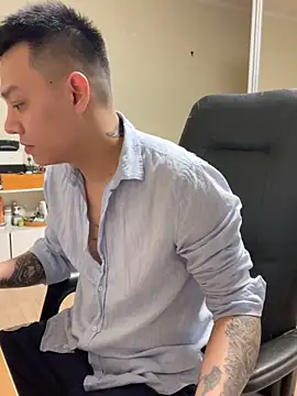 latava online show from November 9, 2025, 3:43 pm