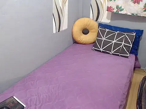 sexy jade online show from January 12, 2026, 3:39 pm