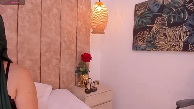  alishaa c online show from January 9, 2026, 2:25 am