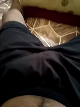 sweet bi19 online show from October 4, 2025, 2:42 am