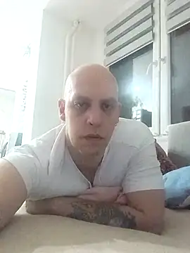 Snapshot of Kobradera1984 chatting on March 1, 2026, 9:06 pm Kobradera1984 online show from March 1, 2026, 9:06 pm