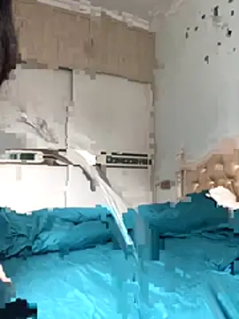 Mile-m online show from October 28, 2025, 4:05 am