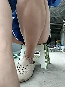 Snapshot of Mymy_love91 chatting on October 23, 2025, 2:44 am Mymy love91 online show from October 23, 2025, 2:44 am