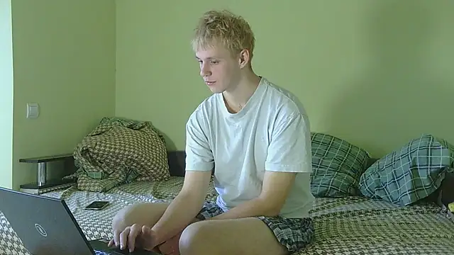  Timmy Boy  online show from December 4, 2025, 11:08 am