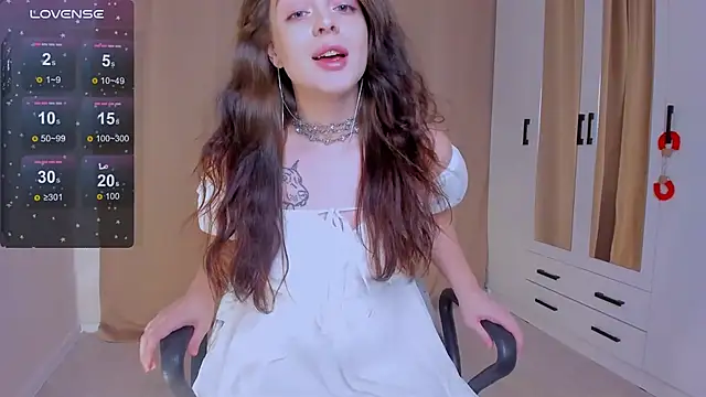 AmeliHallss online show from February 19, 2026, 1:29 pm