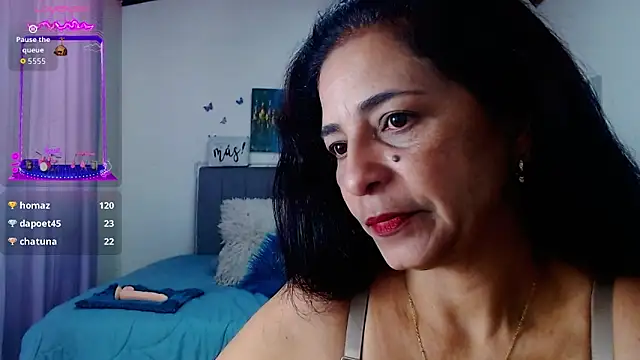 Snapshot of rosse_m chatting on October 15, 2025, 1:11 pm rosse m online show from October 15, 2025, 1:11 pm