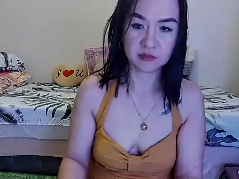 Snapshot of KissHott chatting on June 19, 2026, 10:02 pm KissHott online show from June 19, 2026, 10:02 pm