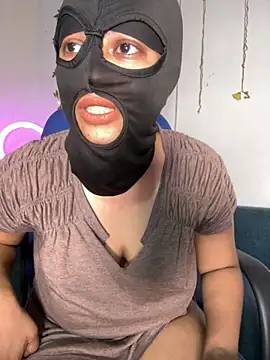 elza laana online show from October 3, 2025, 6:05 pm