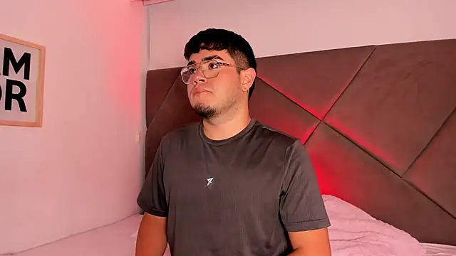 Snapshot of thiago_occonor chatting on October 9, 2025, 12:36 pm thiago occonor online show from October 9, 2025, 12:36 pm