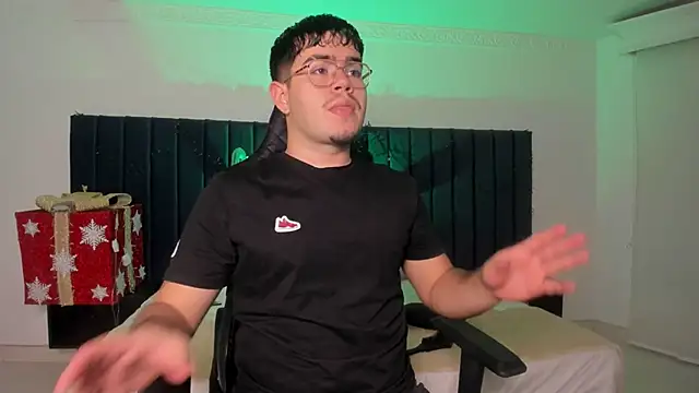 Snapshot of thiago_occonor chatting on January 8, 2026, 4:37 am thiago occonor online show from January 8, 2026, 4:37 am