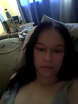 AlettaPaltrova online show from November 27, 2025, 9:11 am