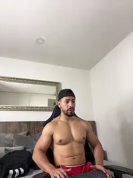 Ezzio Scolaro online show from October 20, 2025, 1:55 pm