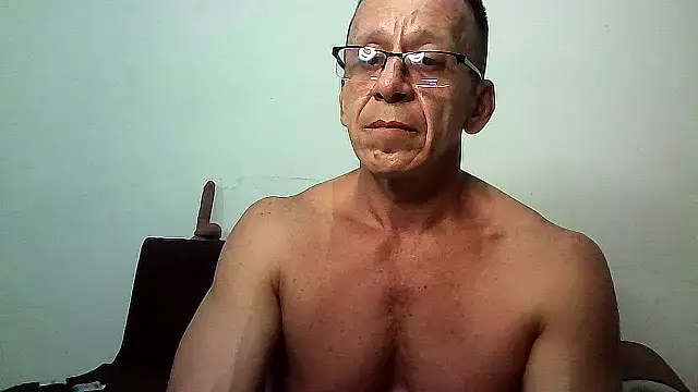  axelking  online show from February 28, 2026, 3:07 am