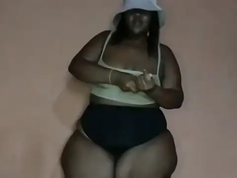 Snapshot of BigBootyBitch96 chatting on March 13, 2026, 10:33 am BigBootyBitch96 online show from March 13, 2026, 10:33 am