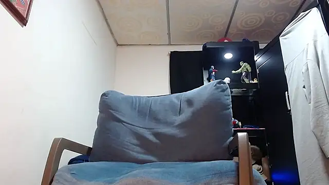 imsammytop online show from October 10, 2025, 11:04 pm