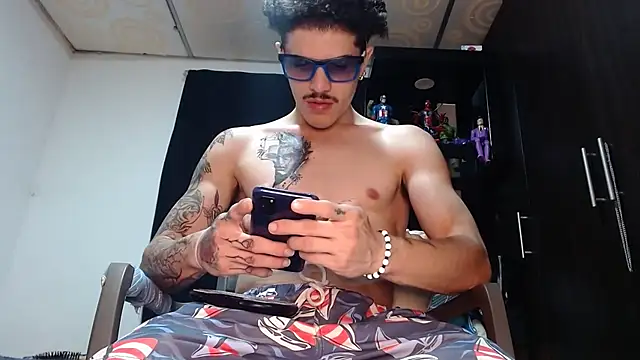 imsammytop online show from December 17, 2025, 1:55 am