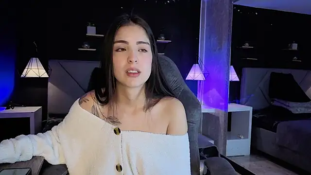 giapearl25 online show from October 17, 2025, 12:19 pm