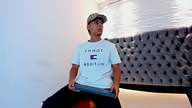 JACCOCK 4 online show from November 4, 2025, 3:49 am