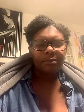 ThickChick94 online show from October 24, 2025, 11:45 pm