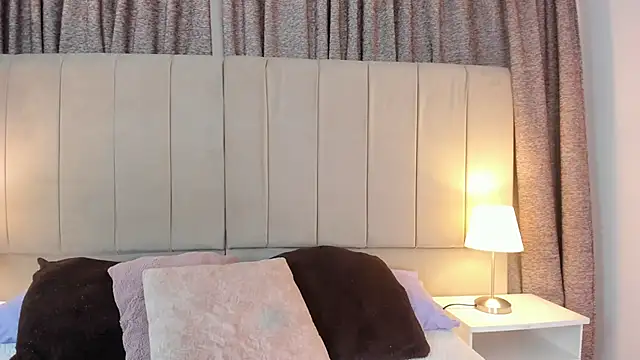 alahia hank online show from October 15, 2025, 5:46 pm