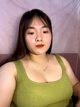 Beautiful-light22 online show from December 3, 2025, 1:09 pm